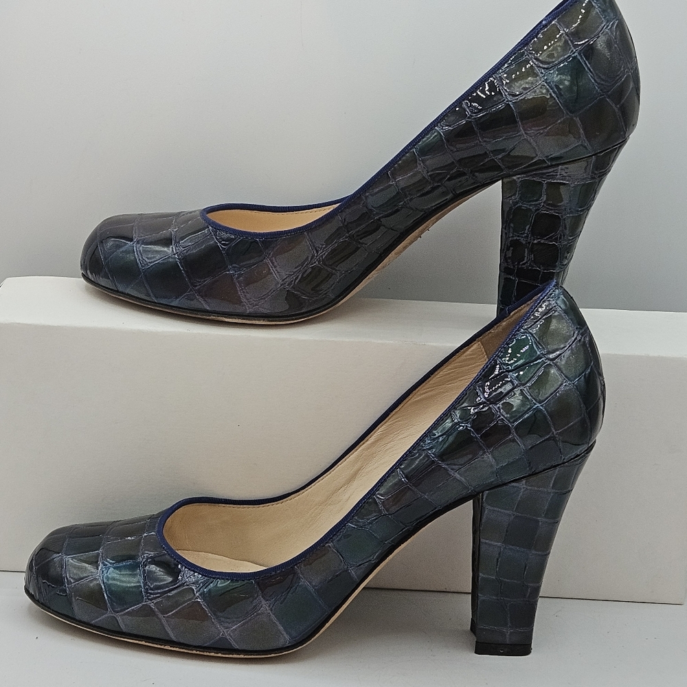 Vintage Y2K 90s Anne Klein Italian blue/green crocodile leather 3.5" heels 8.5